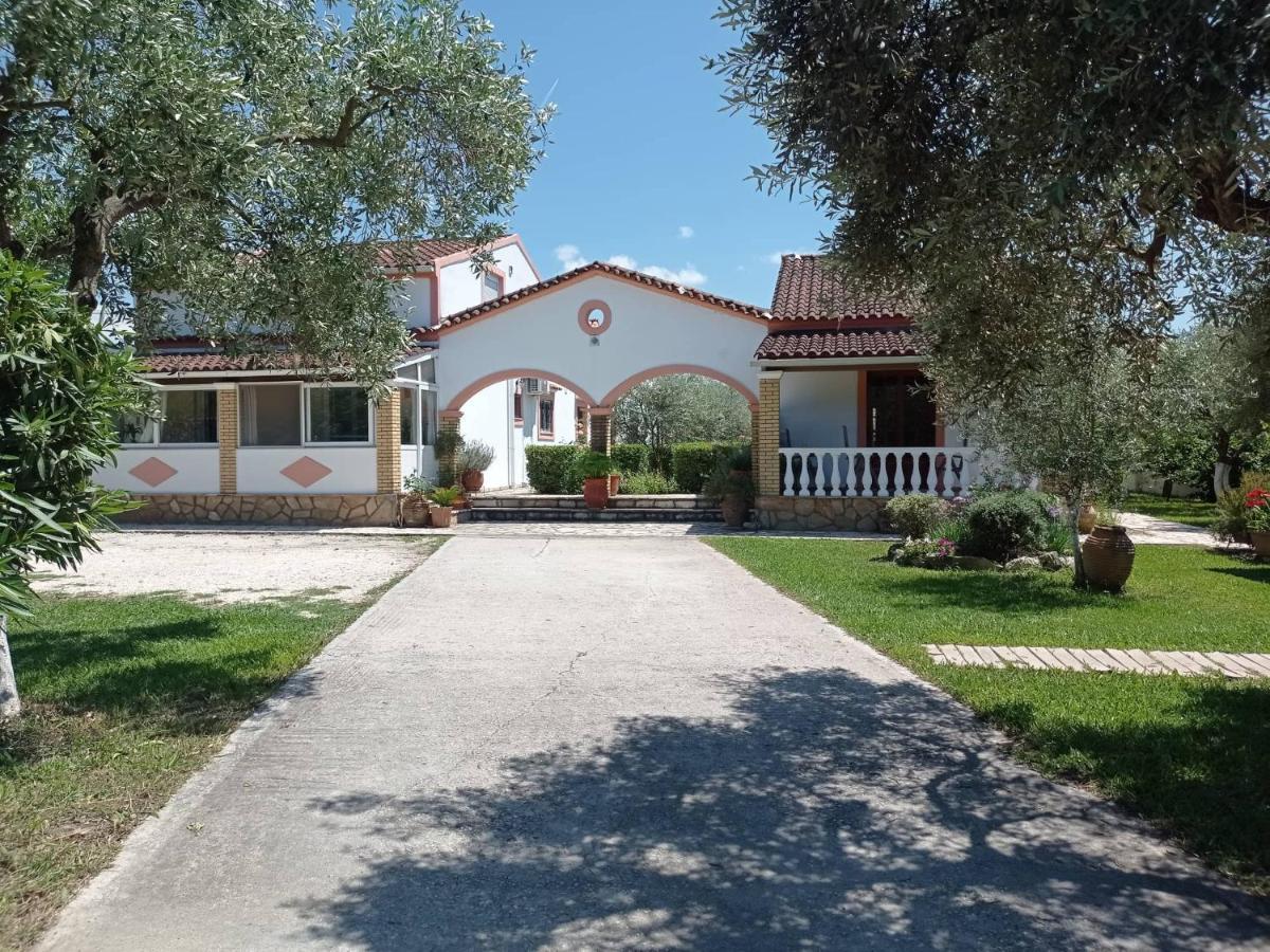 Villa Yannis Roda  Exterior photo